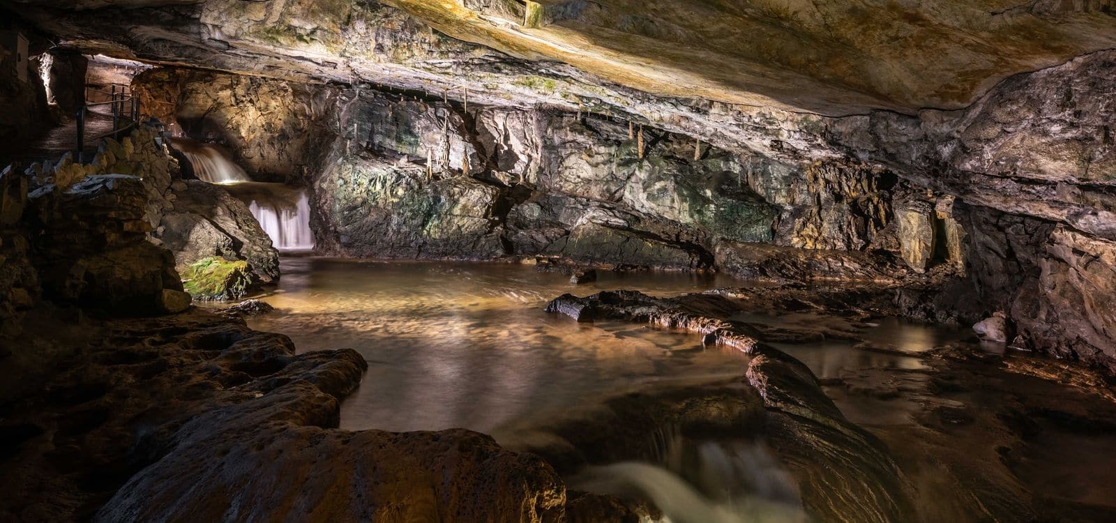 St. Beatus Caves – Arab Service Interlaken